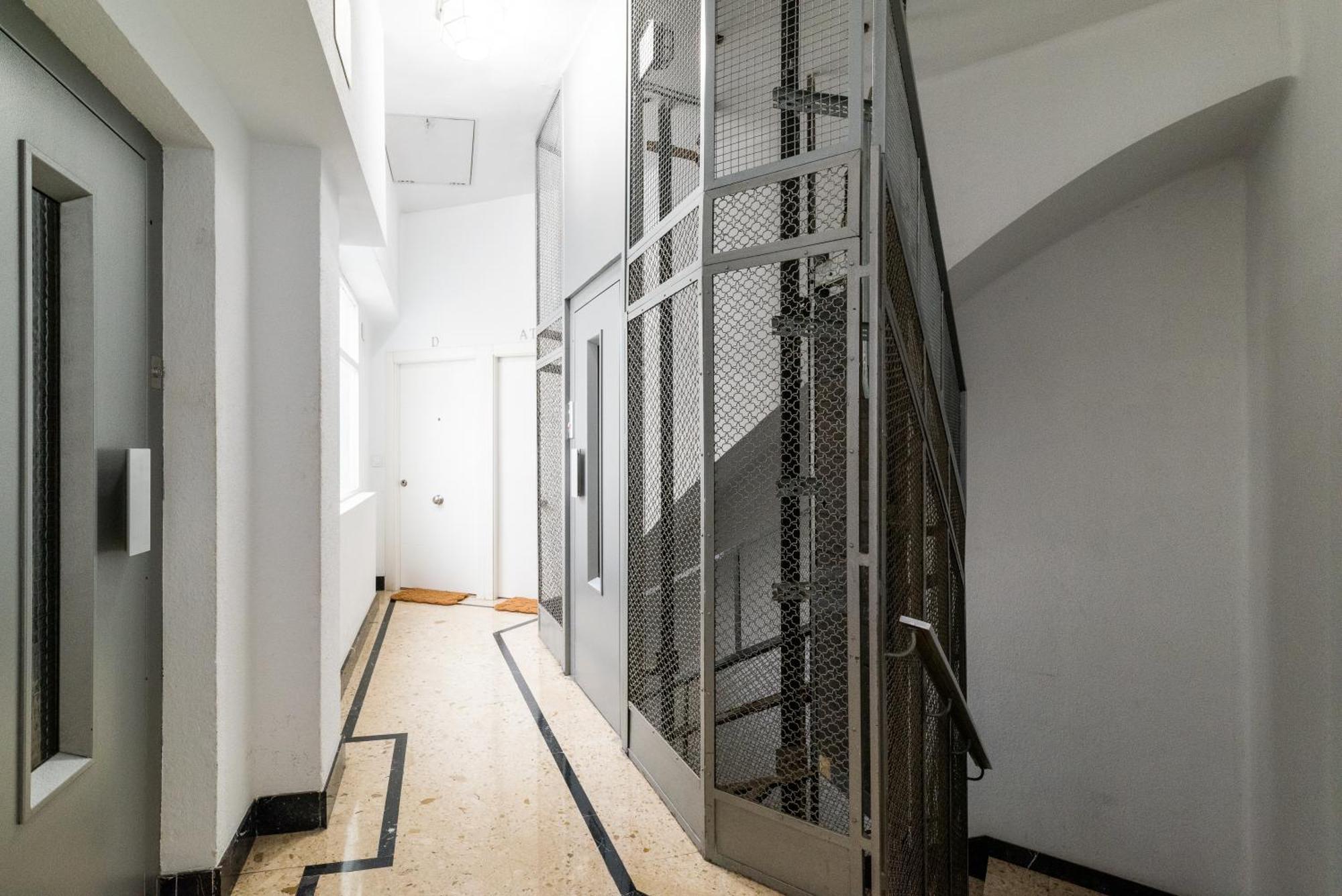 Tuguest Neptuno Apartment Granada Ngoại thất bức ảnh