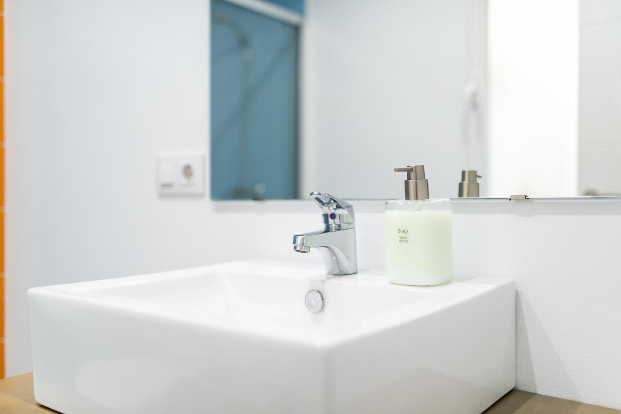 Tuguest Neptuno Apartment Granada Ngoại thất bức ảnh